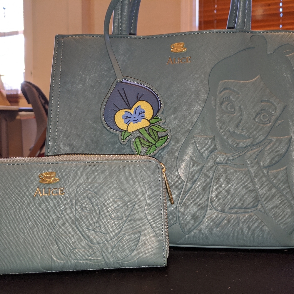 Alice in Wonderland Loungefly Bag & Wallet NWOT